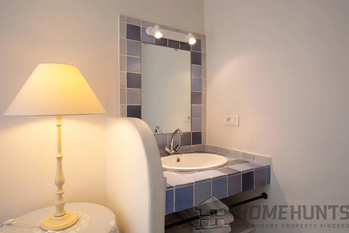 property_HH-15915280-26