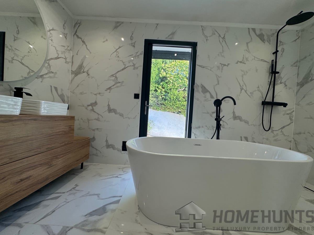 property_HH-15914400-11