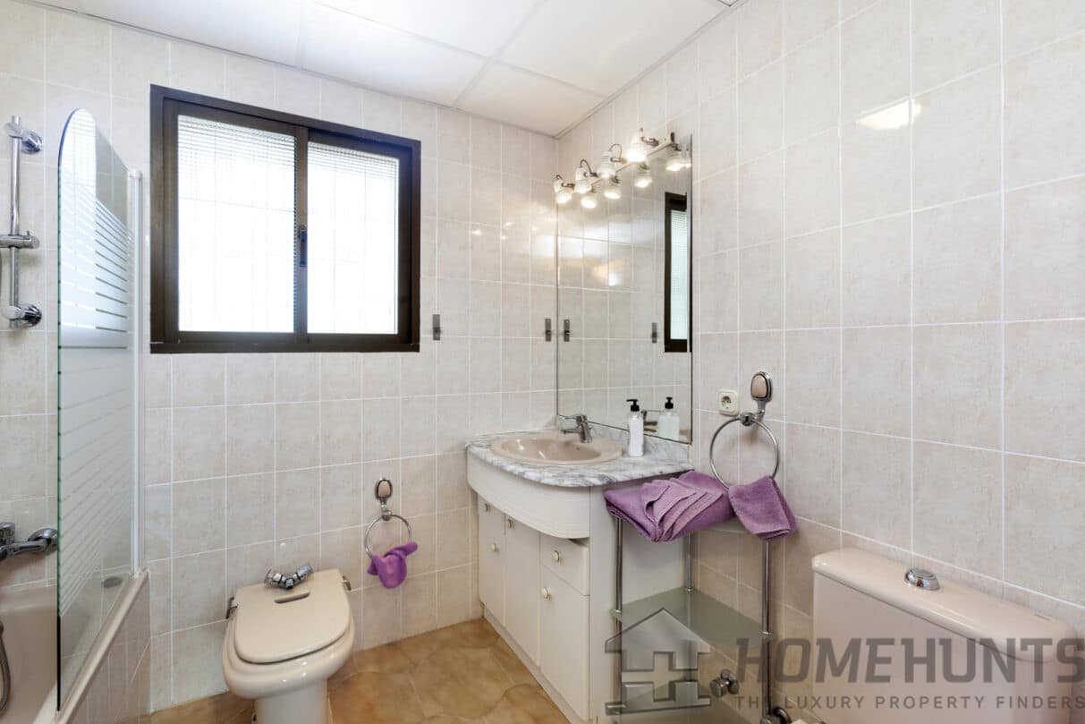 property_HH-15933218-11