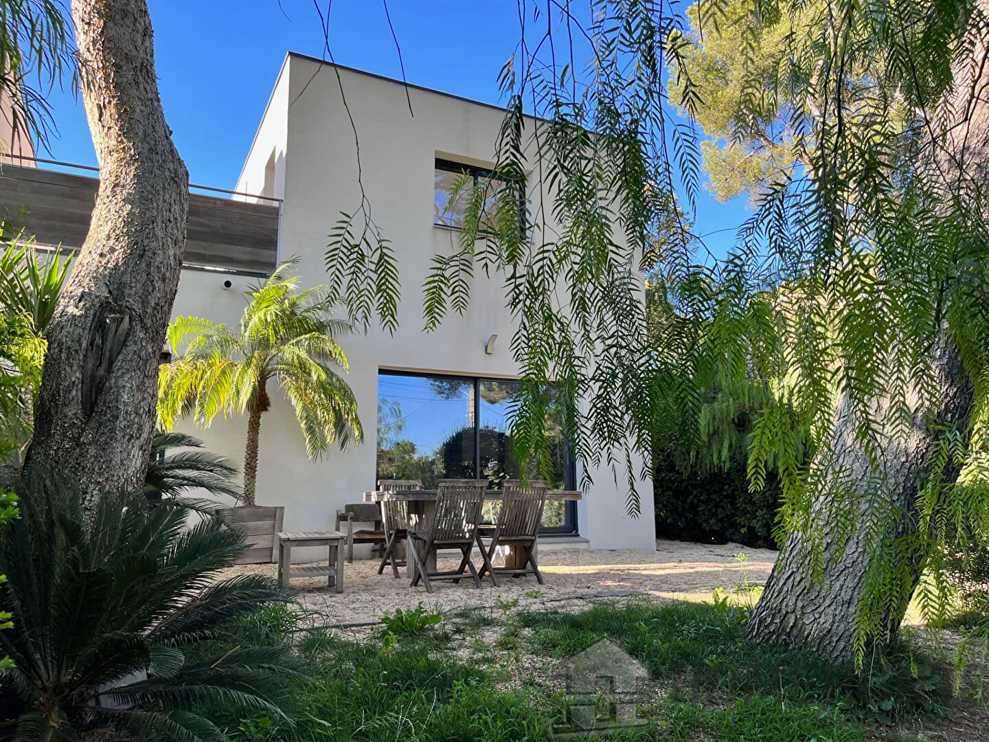 3 Bedroom Villa/House in Sausset Les Pins 10