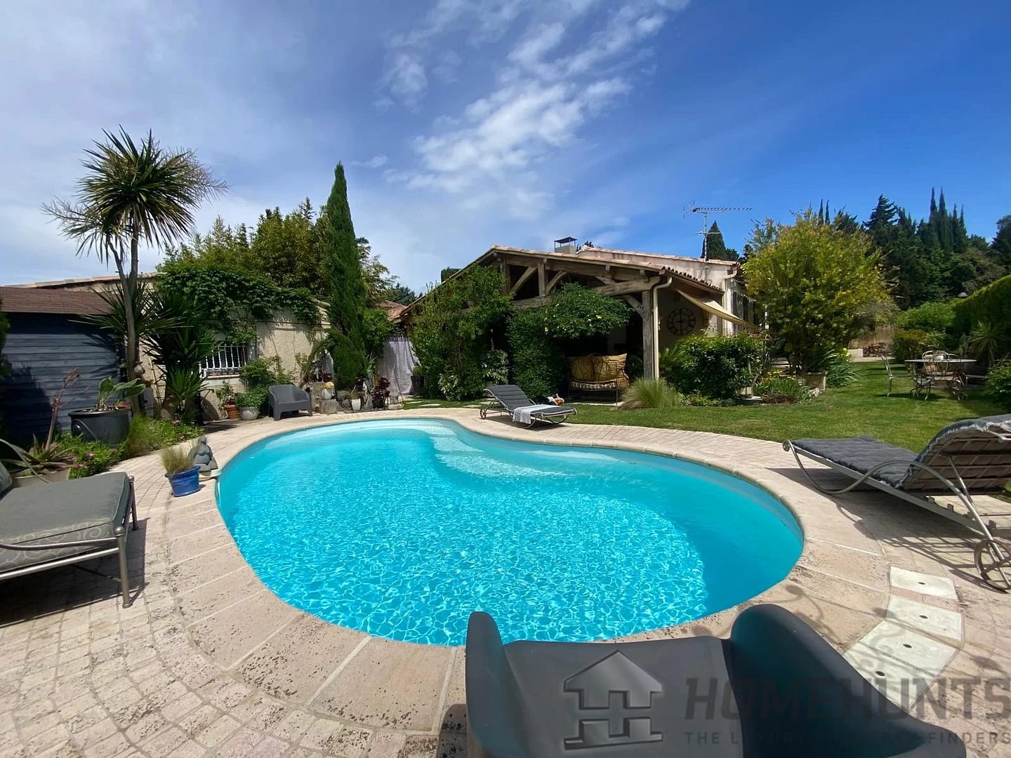 4 Bedroom Villa/House in Paradou 22