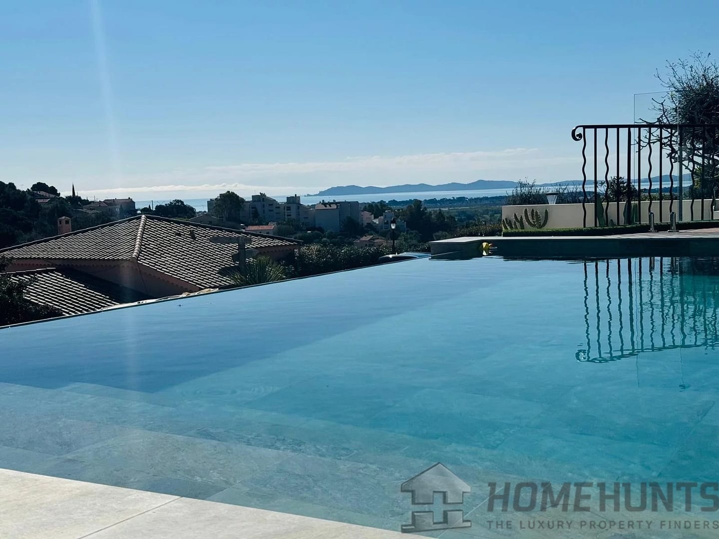 4 Bedroom Villa/House in Hyeres 7