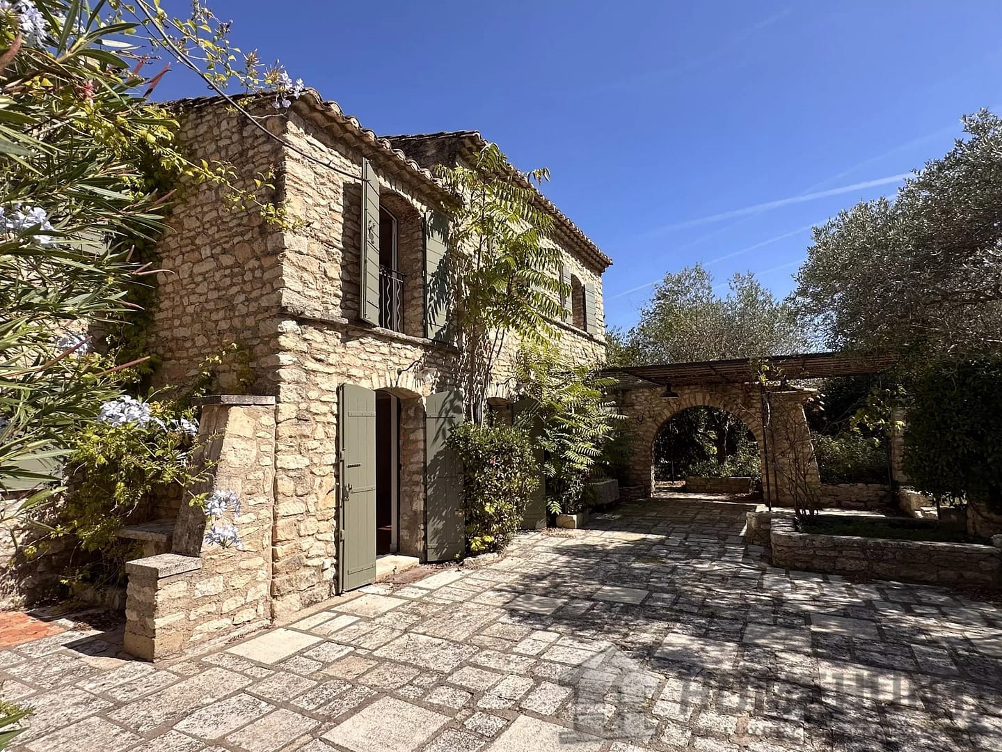 property_HH-15955099-12