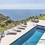 4 Bedroom Villa/House in Eze 11