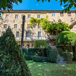 7 Bedroom Villa/House in Jouques 11