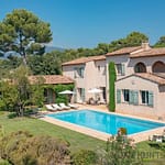 4 Bedroom Villa/House in Roquefort Les Pins 12