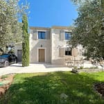 4 Bedroom Villa/House in Eygalieres 12