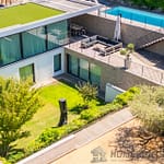 4 Bedroom Villa/House in Marseille 9