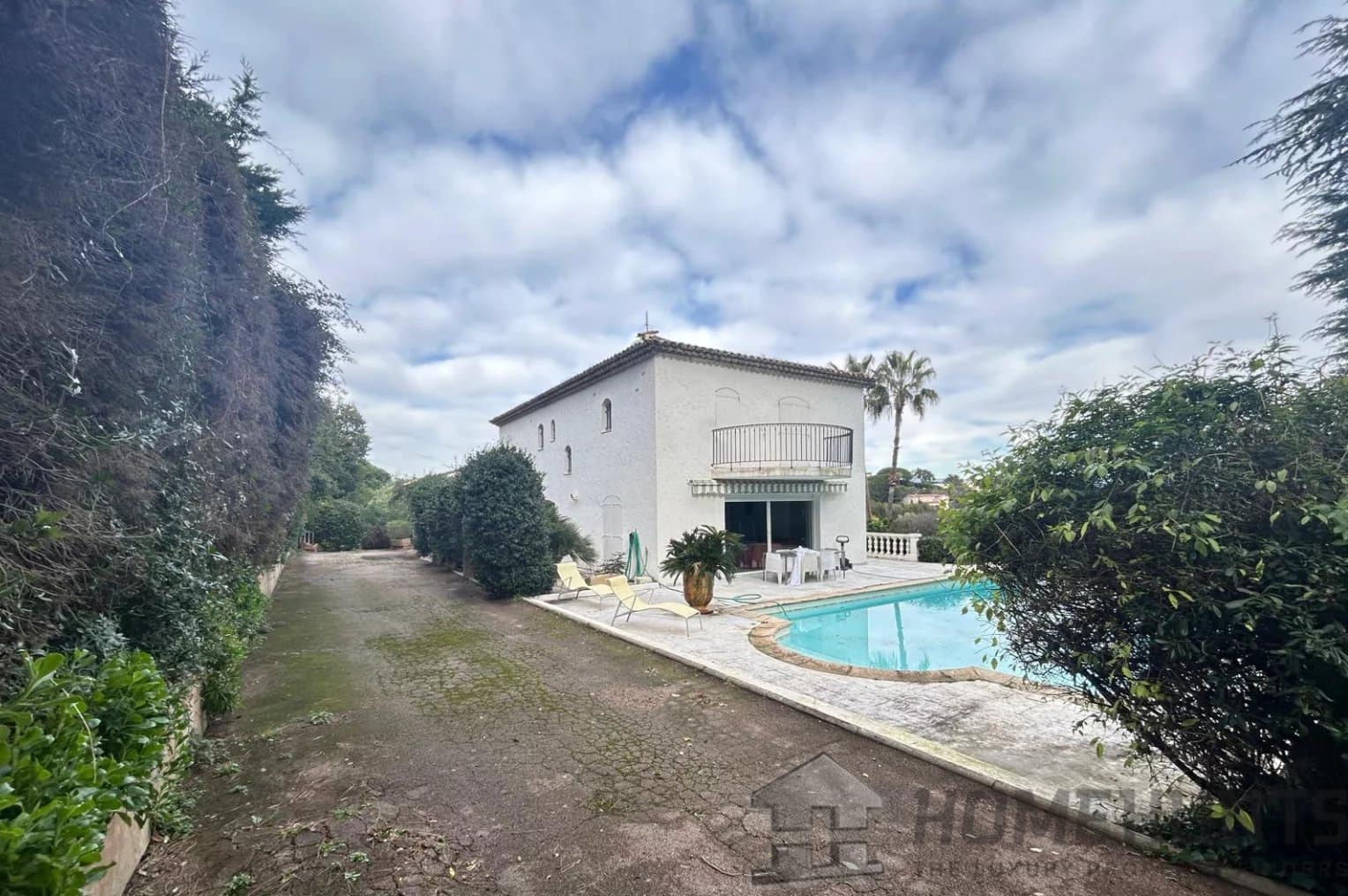 5 Bedroom Villa/House in Cannes 9