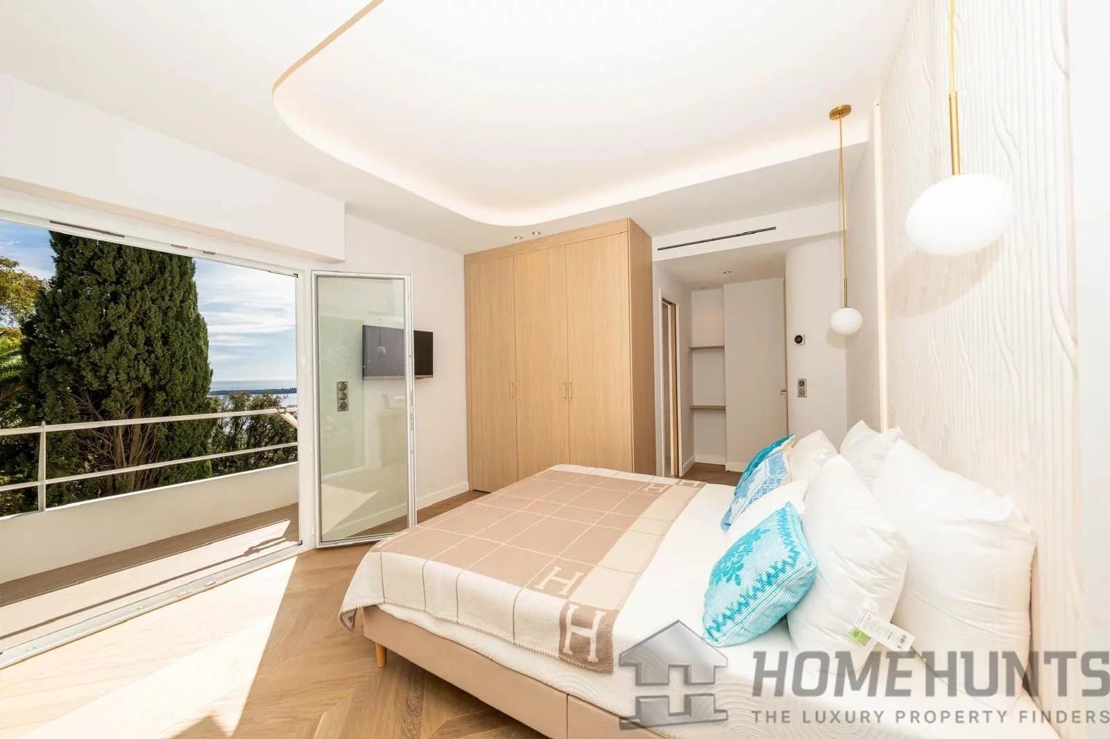 property_HH-15891184-12