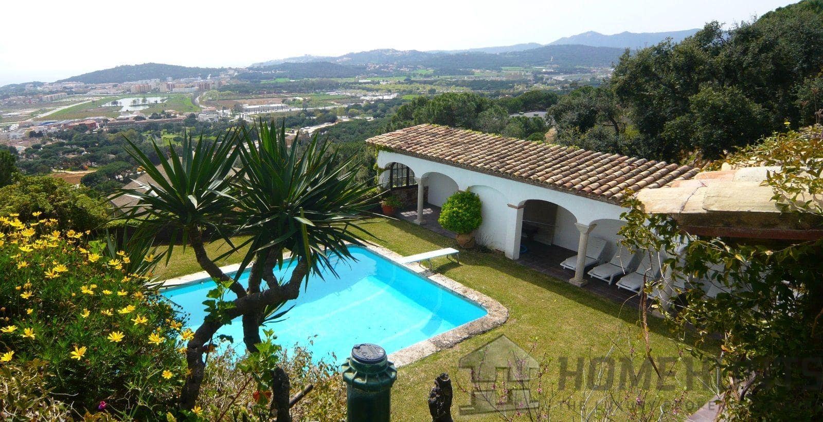 13 Bedroom Villa/House in Platja D’aro 11