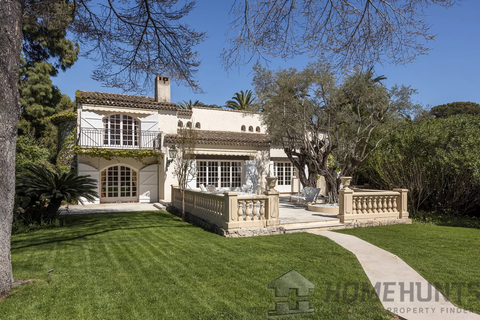 5 Bedroom Villa/House in Cap D Antibes 6