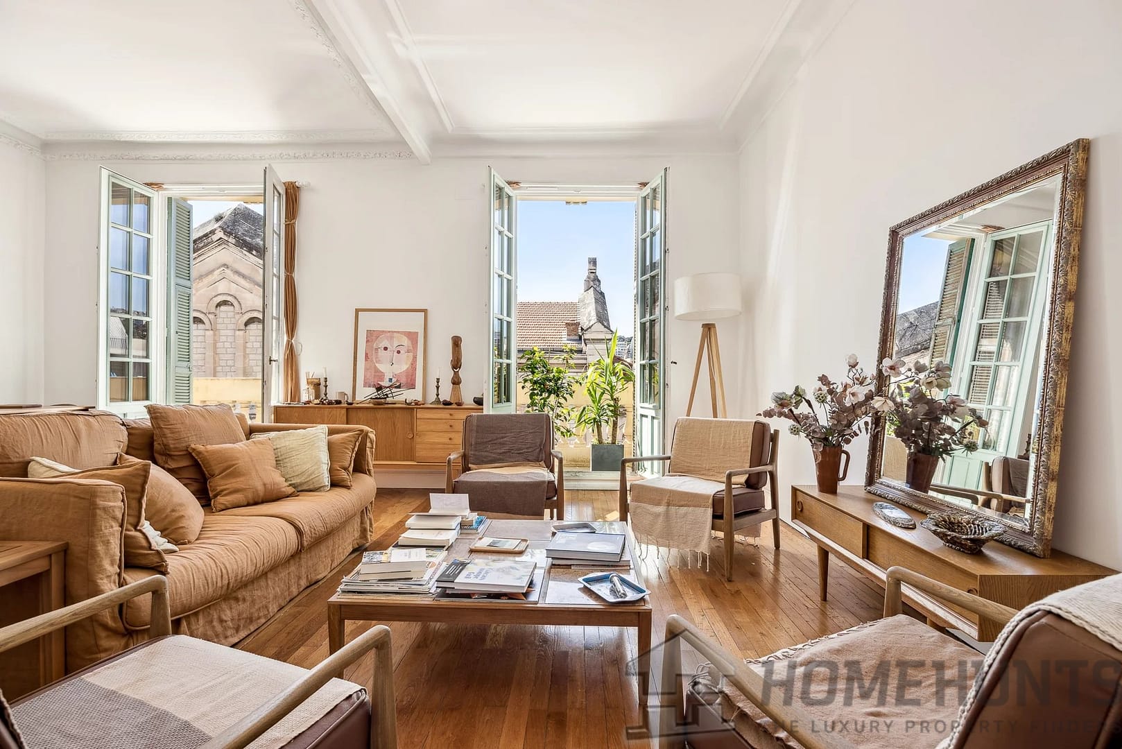 3 Bedroom Apartment in Nice 17