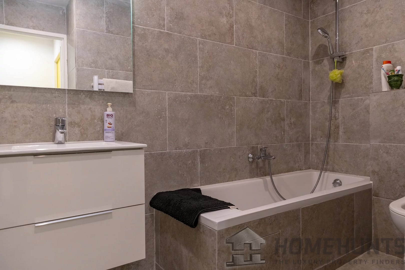 property_HH-15950769-15