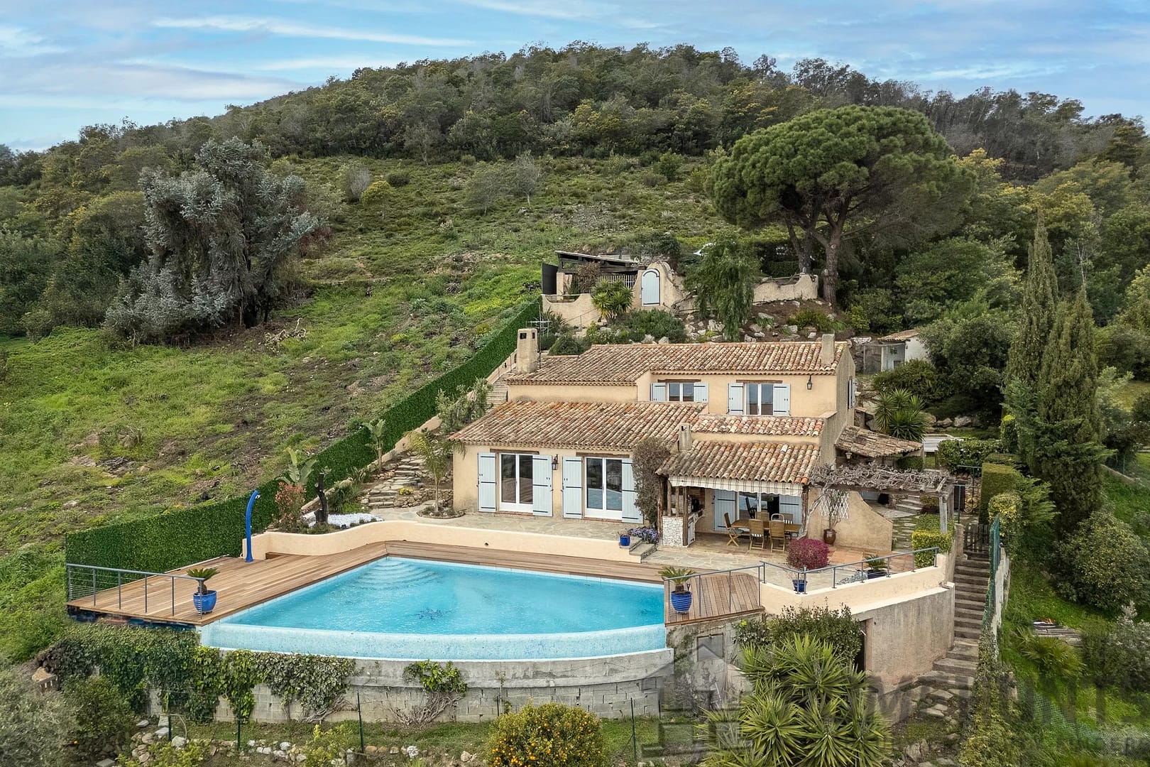 3 Bedroom Villa/House in Mandelieu La Napoule 7
