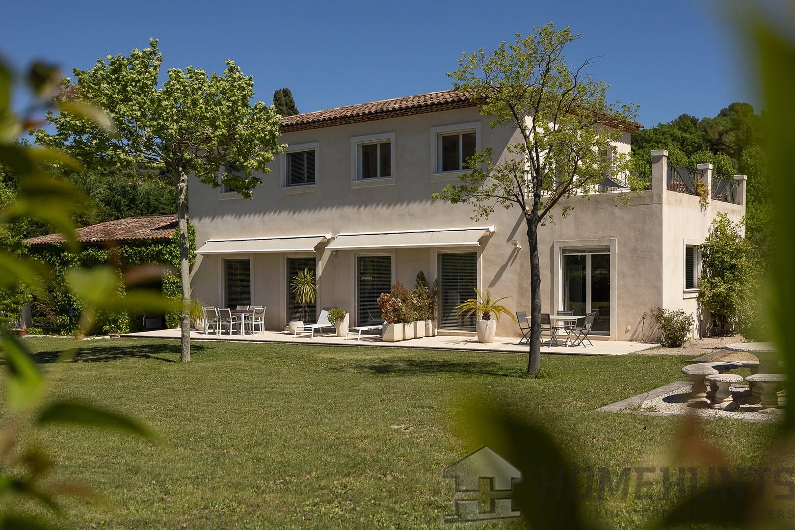 3 Bedroom Villa/House in Grasse 13