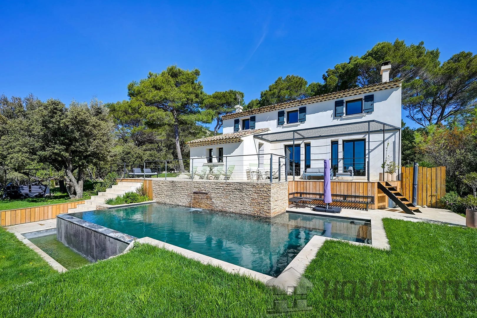 4 Bedroom Villa/House in Lourmarin 11