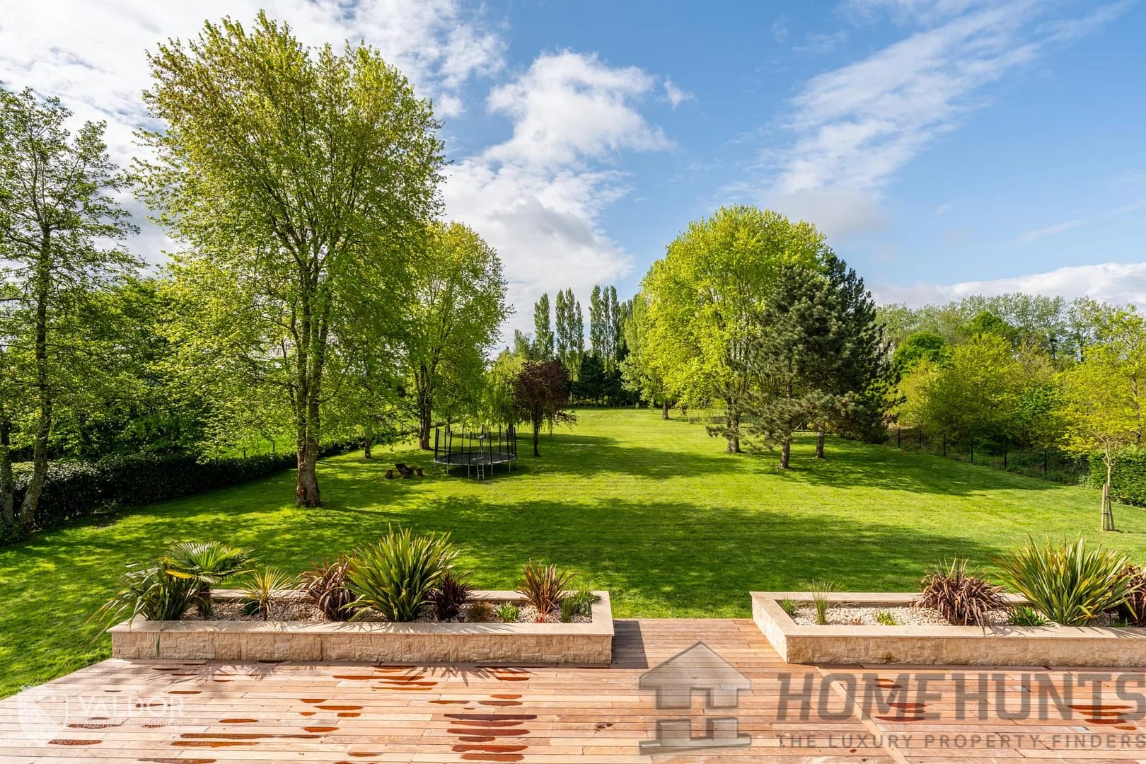 5 Bedroom Villa/House in Ambérieux-en-dombes 6
