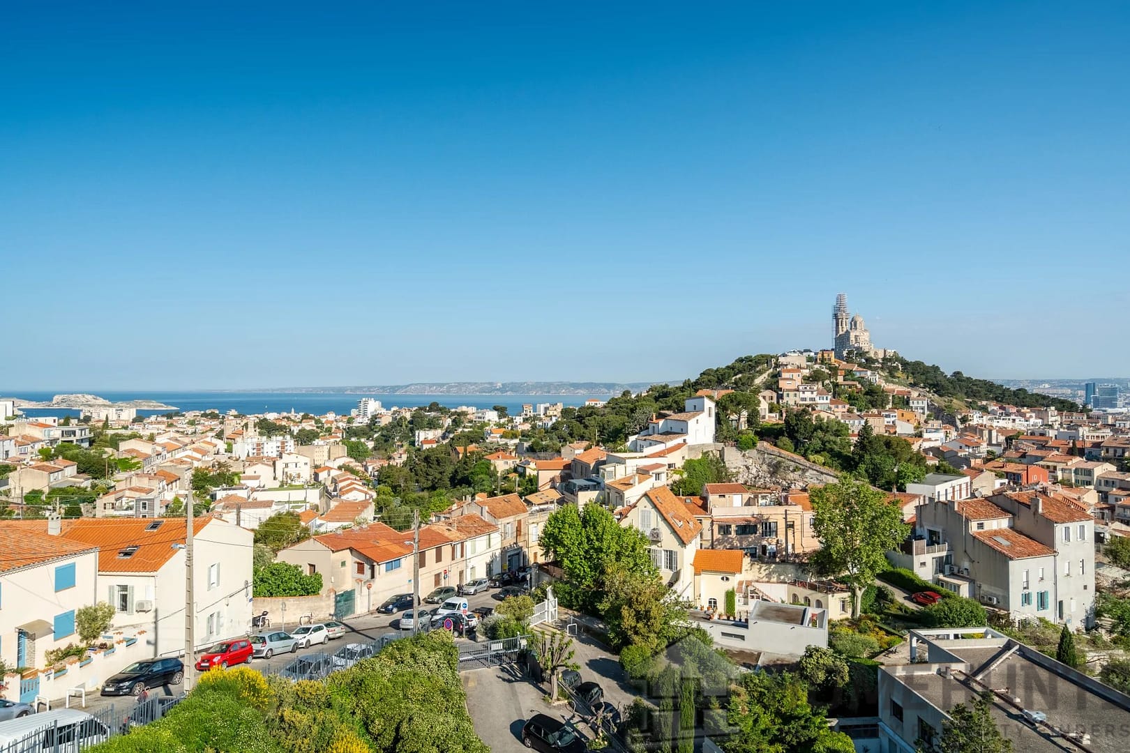 4 Bedroom Apartment in Marseille 13