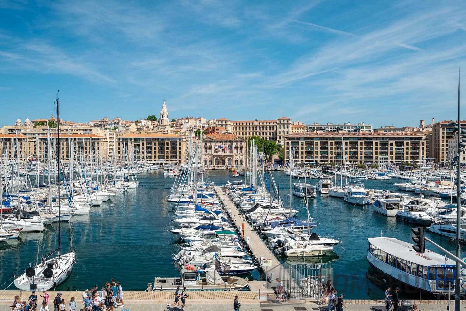 3 Bedroom Apartment in Marseille 15