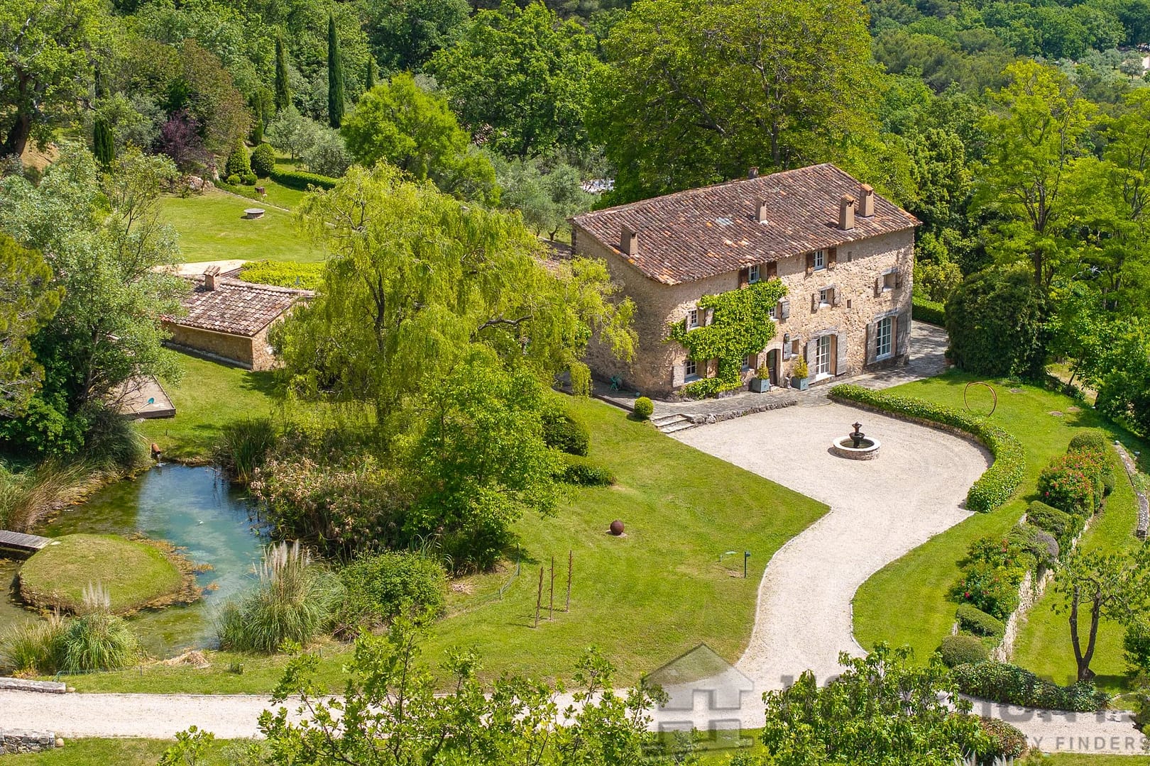 6 Bedroom Villa/House in Fayence 23