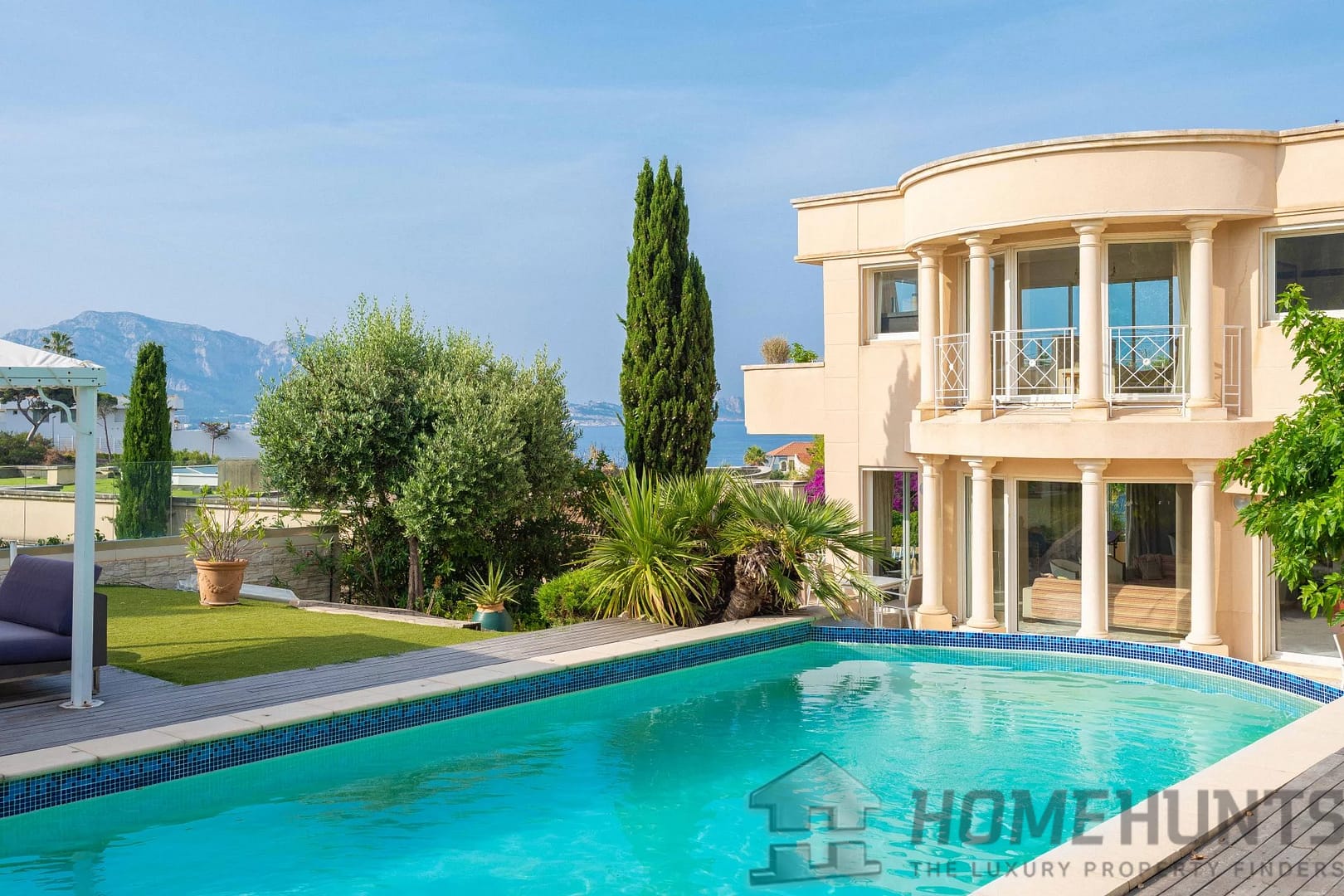 5 Bedroom Villa/House in Marseille 5