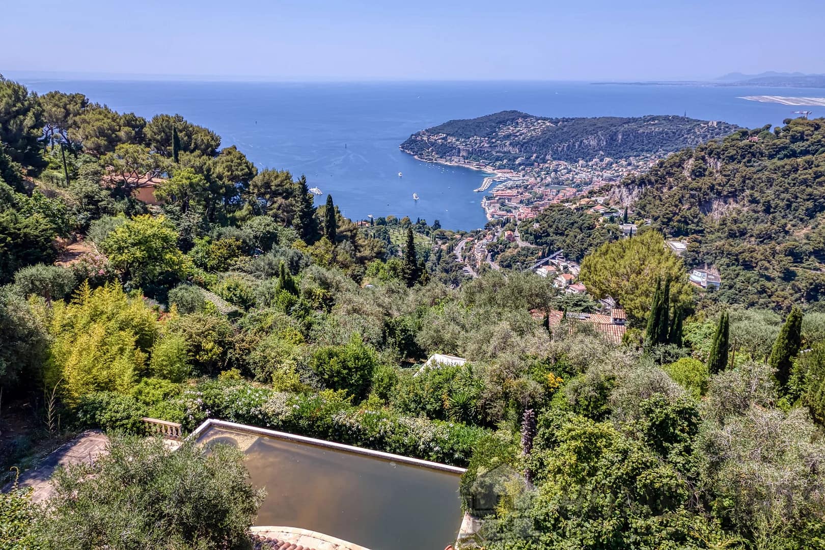 6 Bedroom Villa/House in Villefranche Sur Mer 6