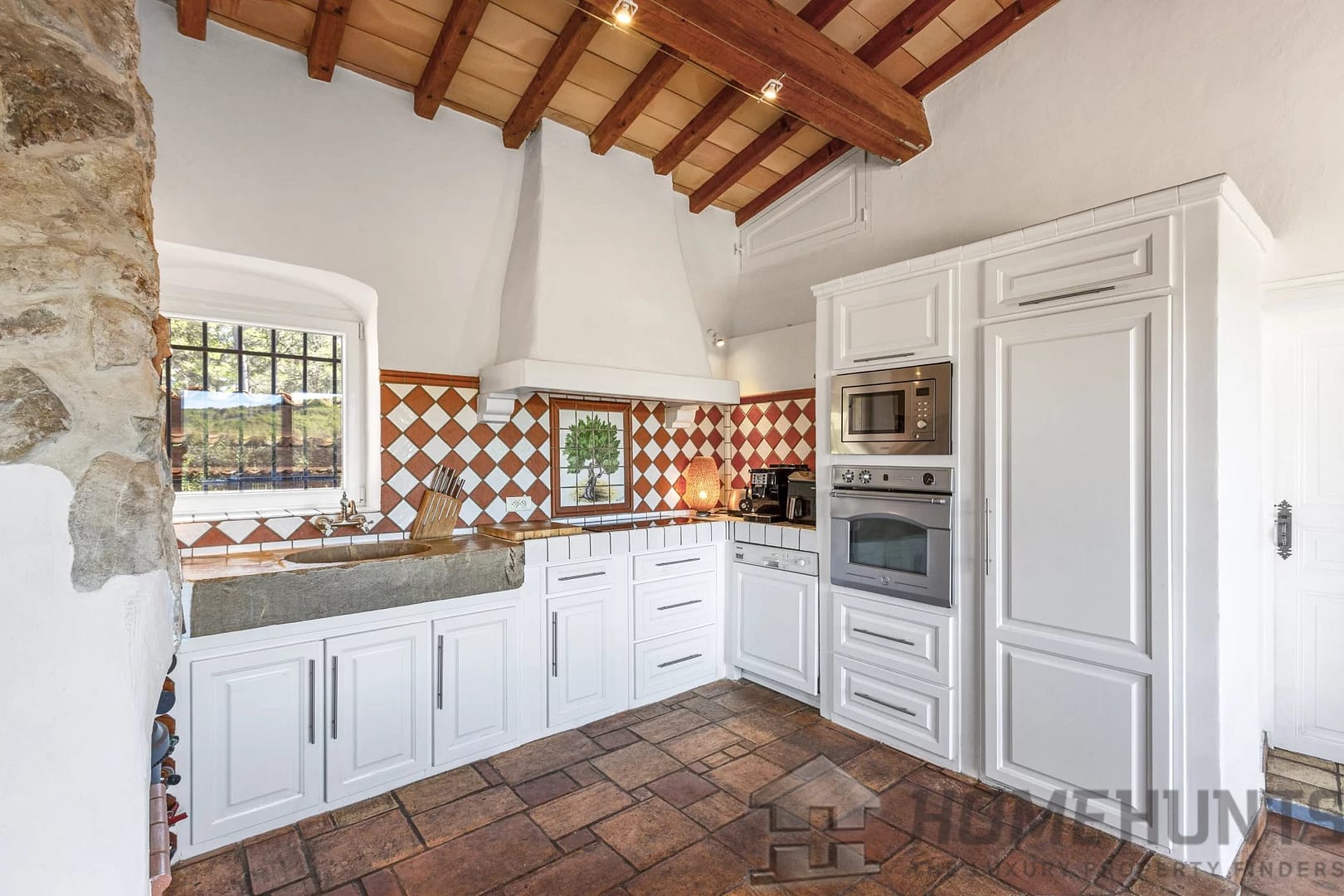 property_HH-15943844-11