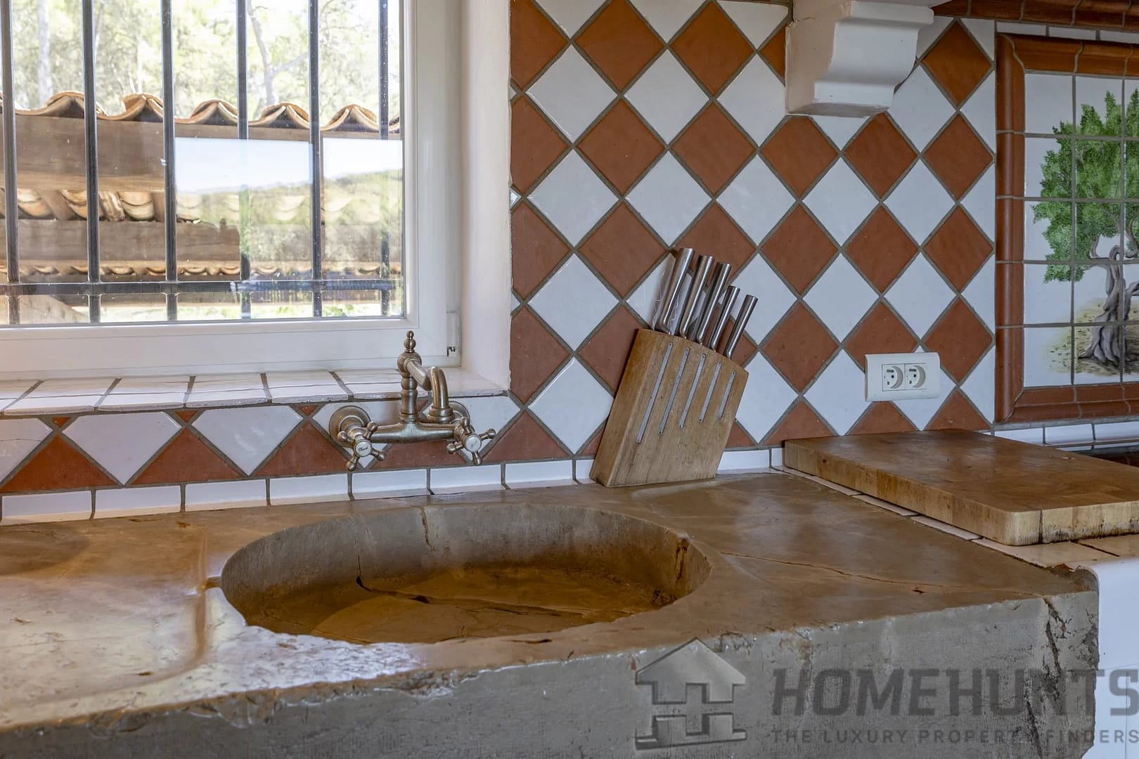 property_HH-15943844-12