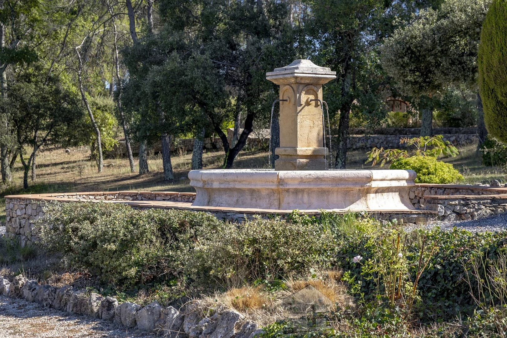 property_HH-15943844-4