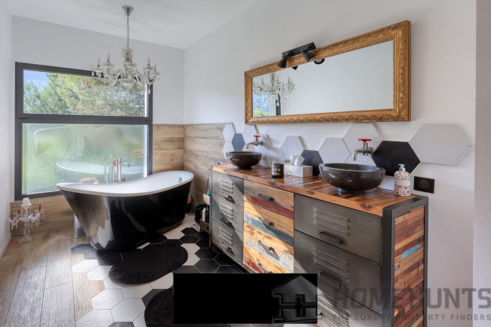 property_HH-15990738-17