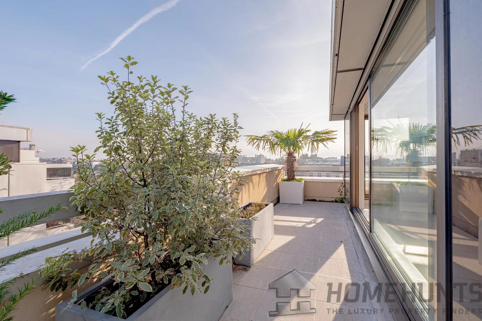 1 Bedroom Apartment in Paris 8th (Golden Triangle - Parc Monceau) 11