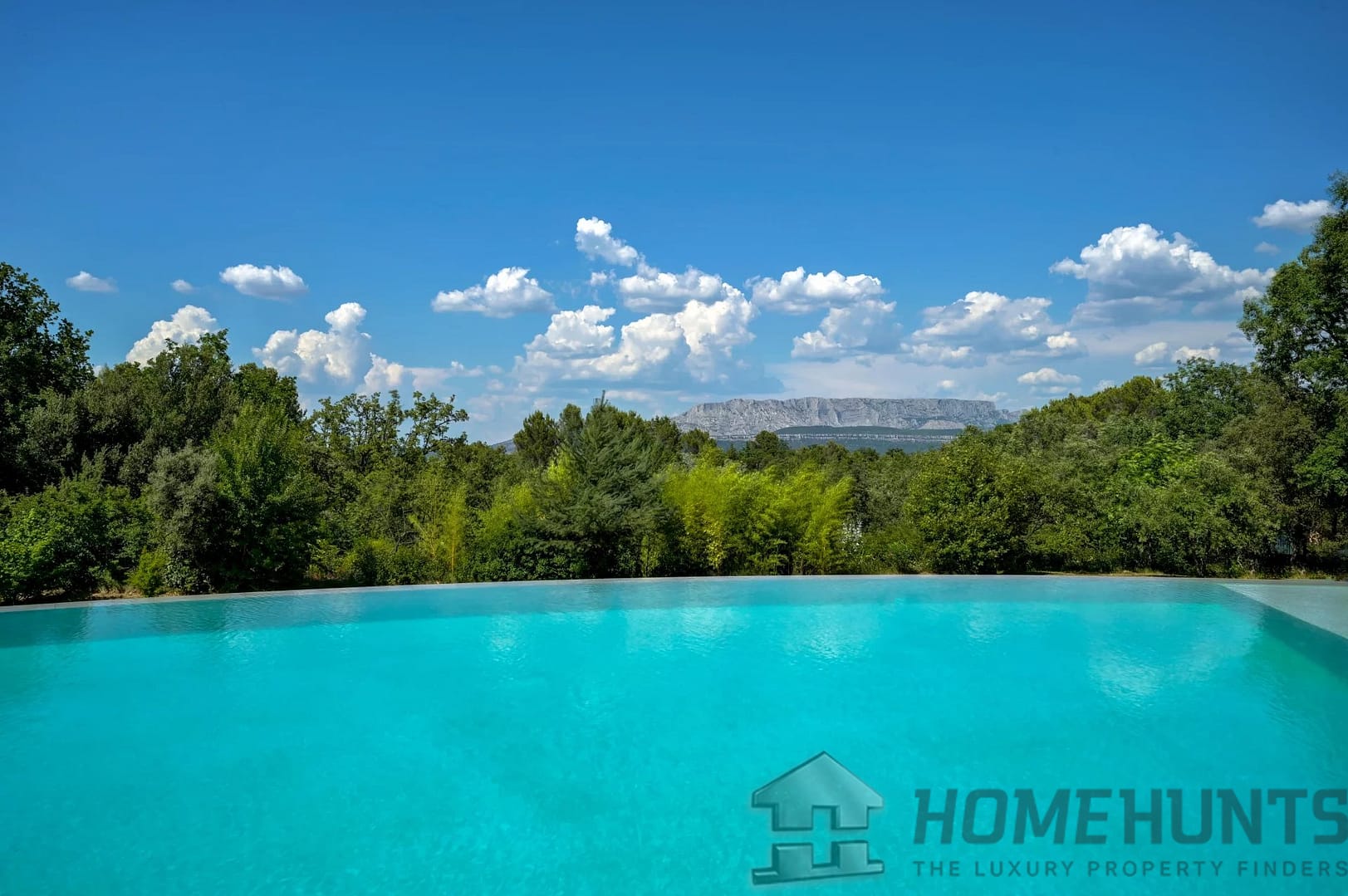4 Bedroom Villa/House in Aix En Provence 10