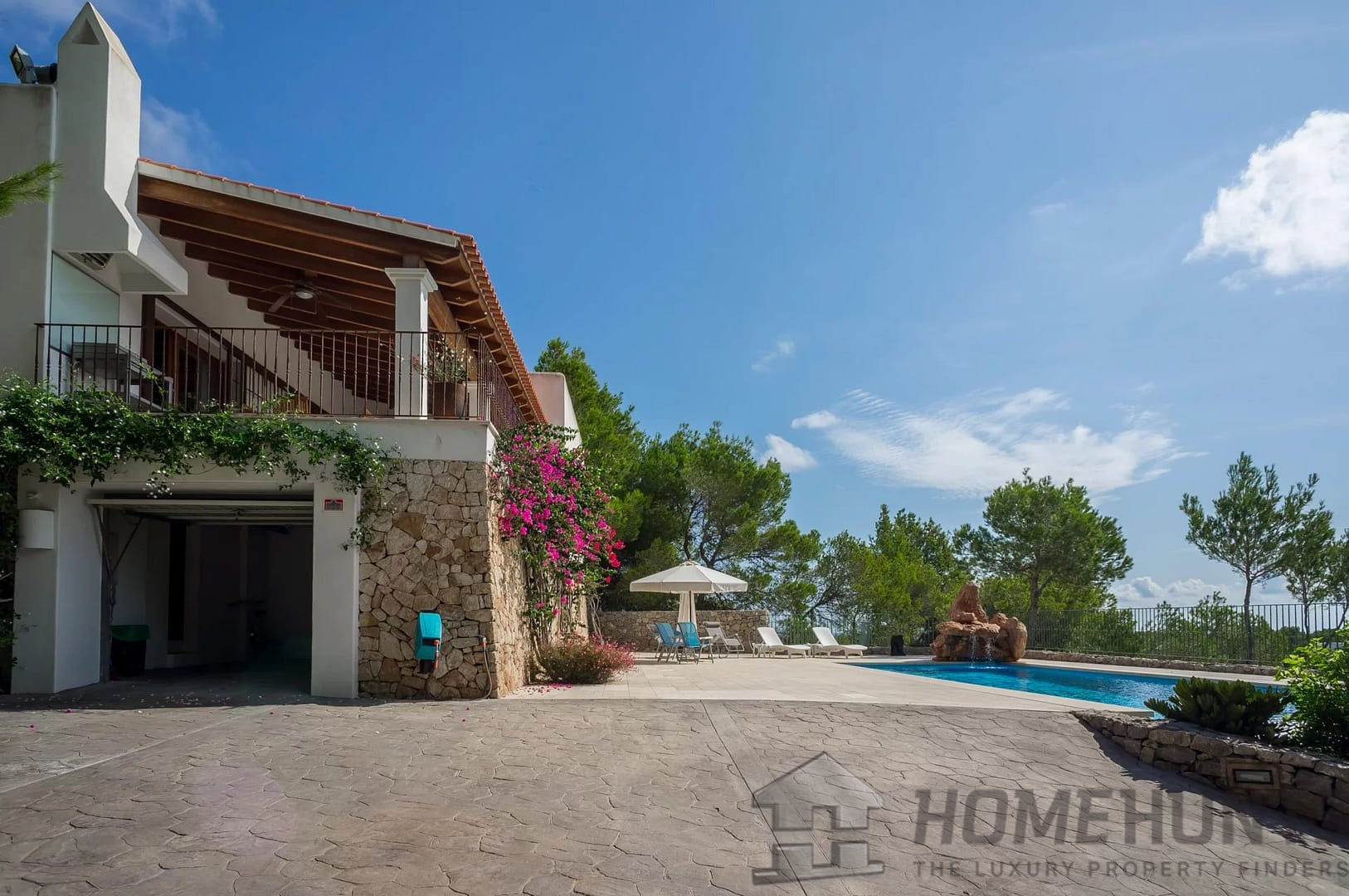 5 Bedroom Villa/House in Cala Mastella 15