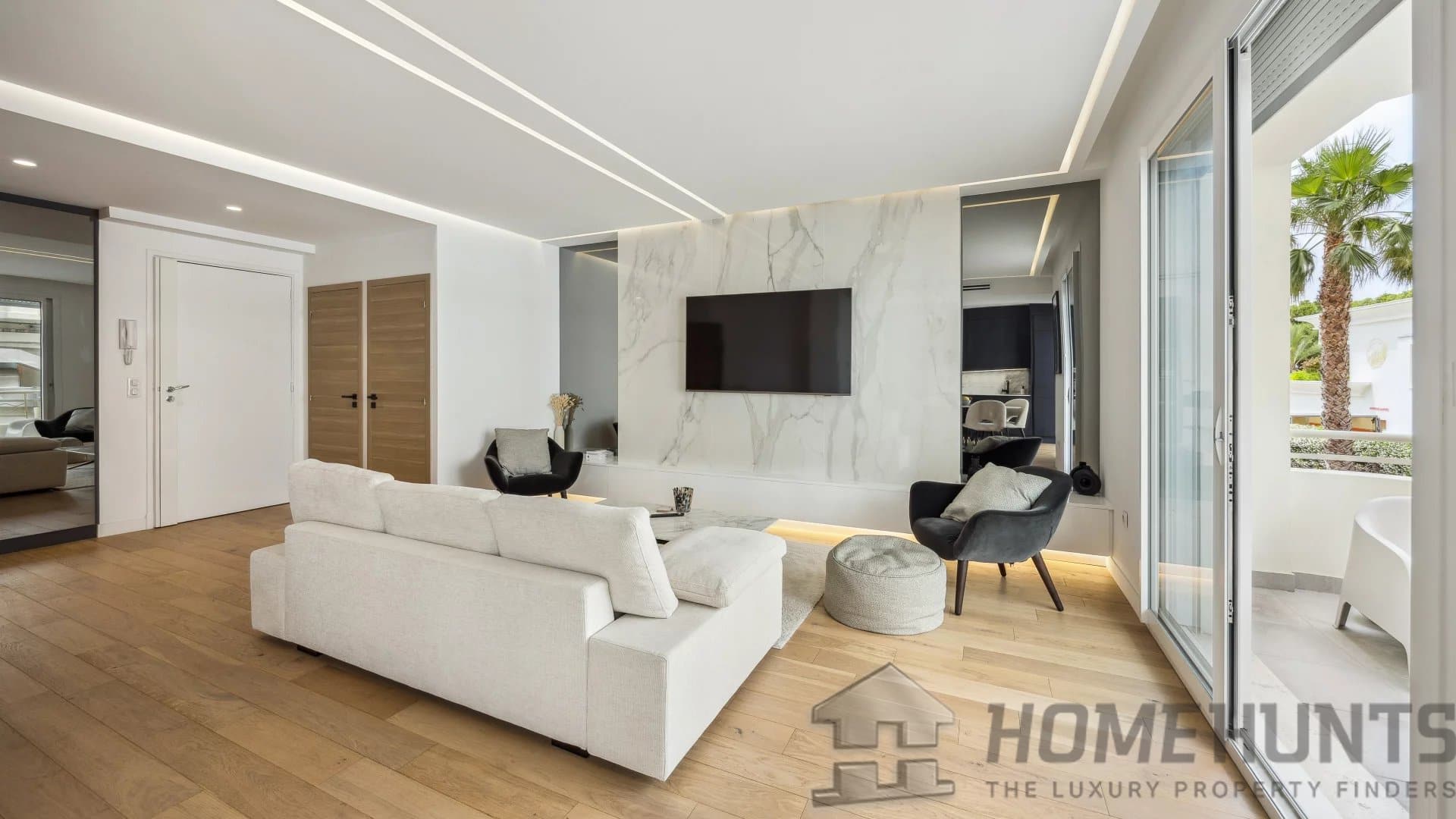 2 Bedroom Apartment in Cannes 8