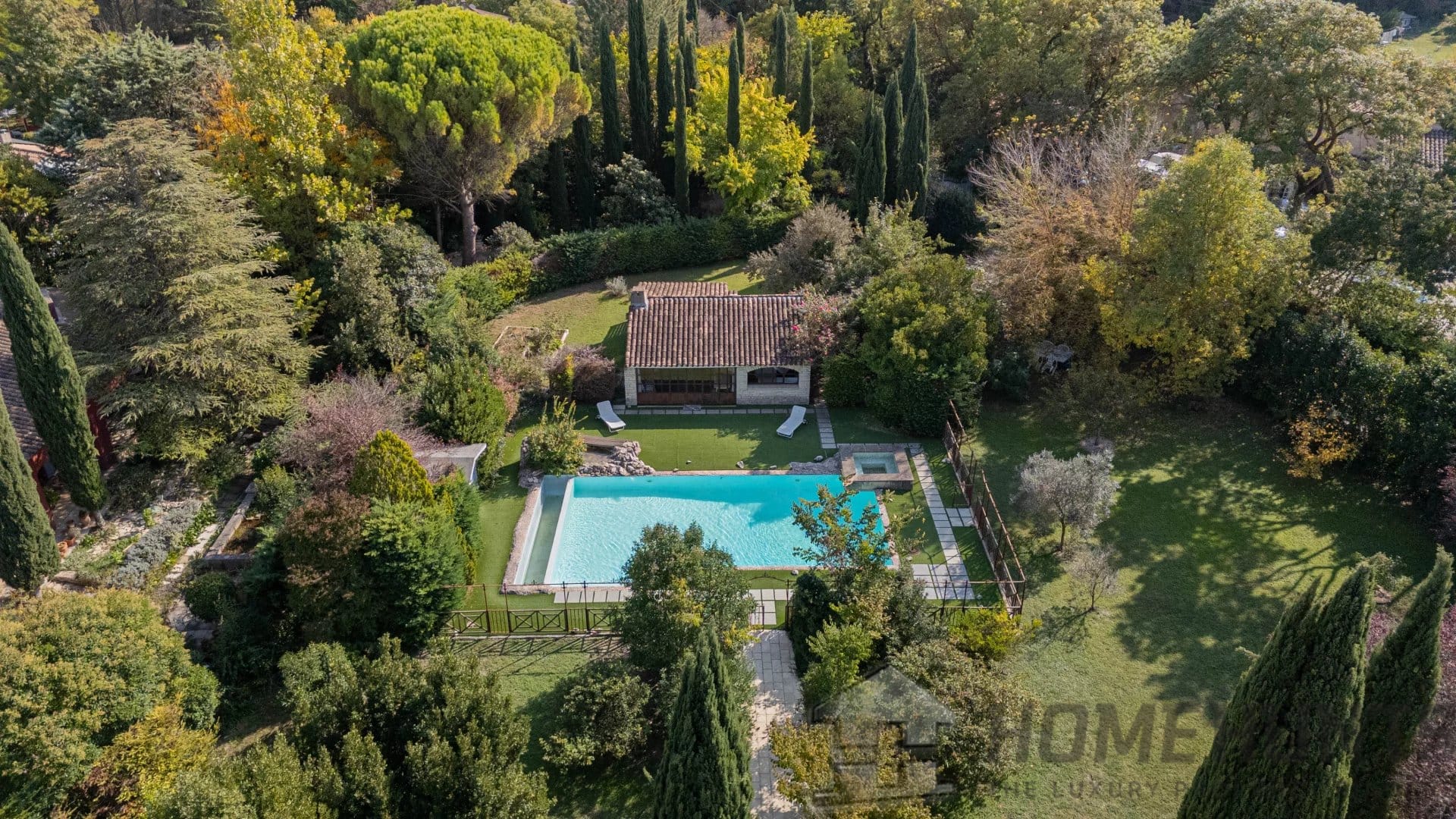 property_HH-15973644-23