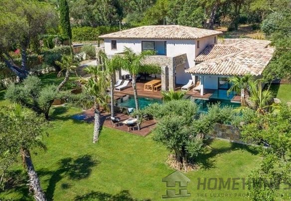 8 Bedroom Villa/House in Saint Tropez 9