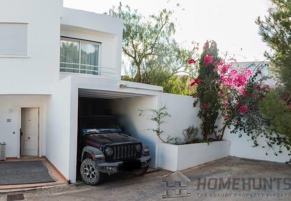 3 Bedroom Villa/House in Roca Llisa 5