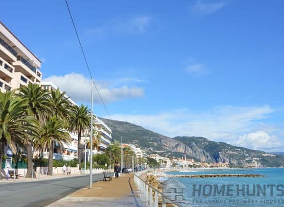 3 Bedroom Apartment in Menton 2