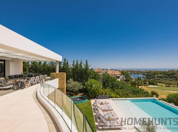 5 Bedroom Villa/House in Benahavís 30