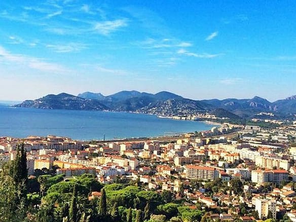 10 Best French Instagram Accounts You Should Be Following 3