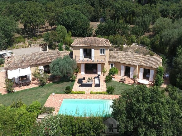 4 Bedroom Villa/House in Grimaud 32