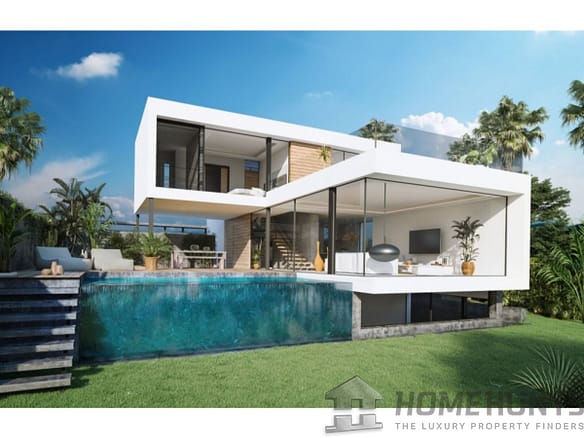 4 Bedroom Villa/House in Estepona 34