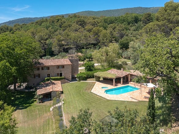 7 Bedroom Villa/House in Seillans 32
