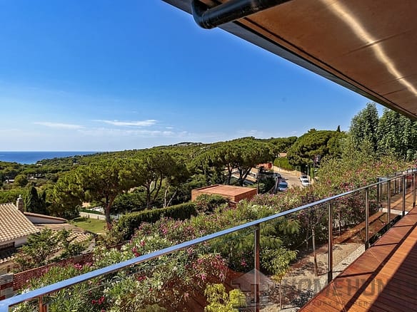 4 Bedroom Villa/House in Calonge 24