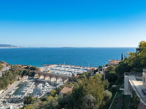 4 Bedroom Villa/House in Theoule Sur Mer 8