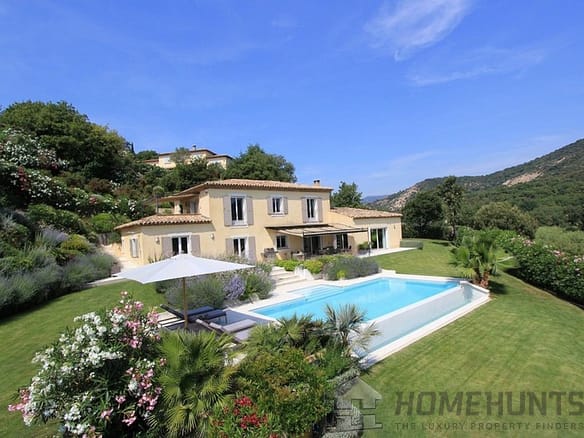 4 Bedroom Villa/House in Grimaud 32