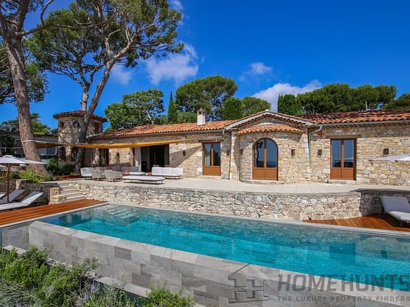 7 Bedroom Villa/House in Cap D Antibes 28