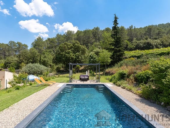 5 Bedroom Villa/House in Correns 7