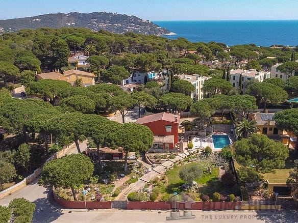 5 Bedroom Villa/House in Calella De Palafrugell 7